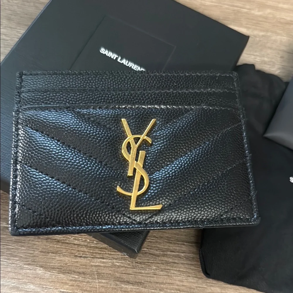 YSL Cassandre Matelasse Card Case in Grain De Poudre Embossed Leather - Picture 14 of 14